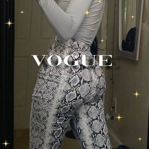 Flare pants🙈👩🏻‍🦯